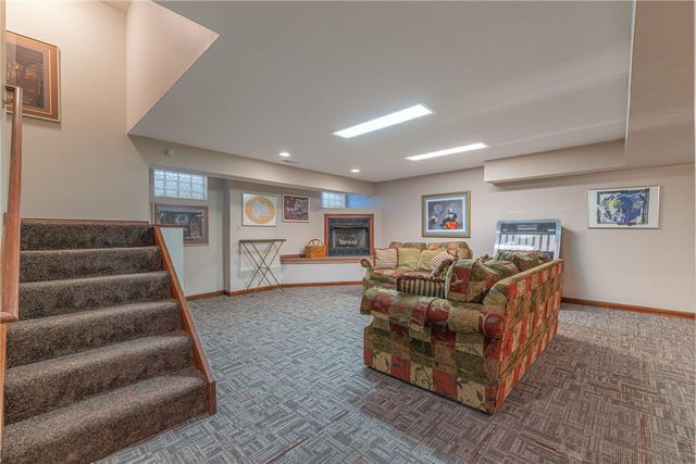 130 Edinburgh Drive, Springboro, OH 45066
