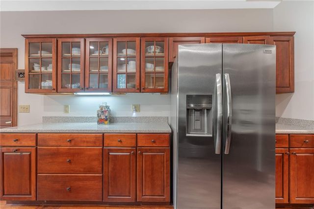 130 Edinburgh Drive, Springboro, OH 45066