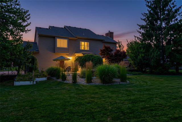 130 Edinburgh Drive, Springboro, OH 45066