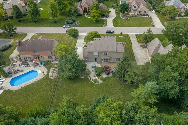 130 Edinburgh Drive, Springboro, OH 45066