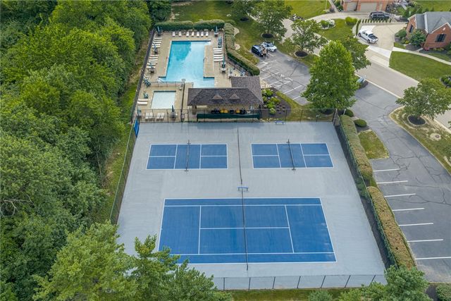 130 Edinburgh Drive, Springboro, OH 45066