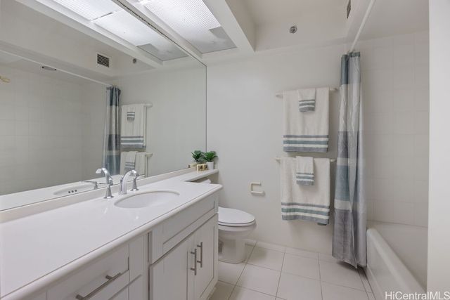 1015 Wilder Avenue 503, Honolulu, HI 96822