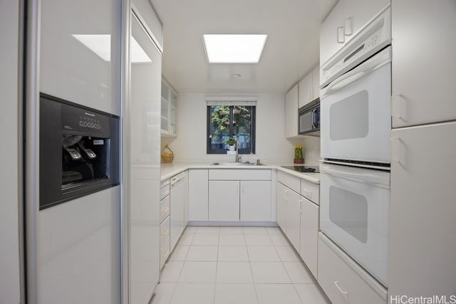 1015 Wilder Avenue 503, Honolulu, HI 96822