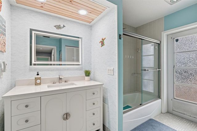 926 SKLAR DRIVE W, Venice, FL 34293
