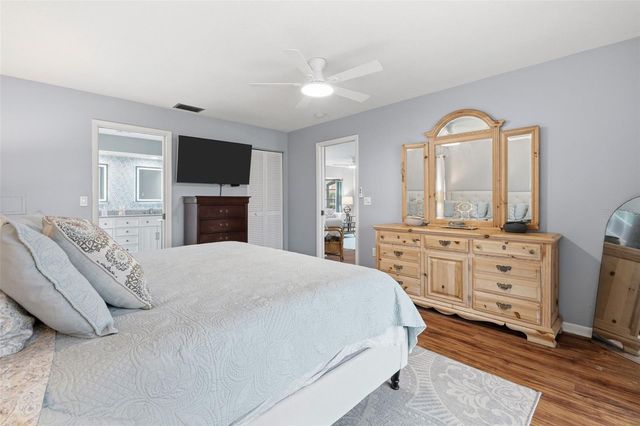 926 SKLAR DRIVE W, Venice, FL 34293