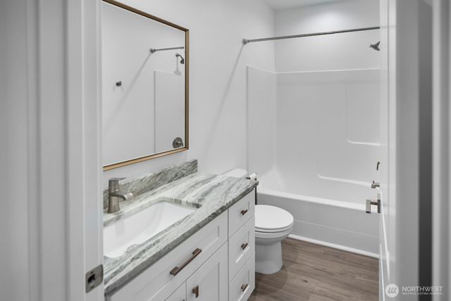 1122 W Ashley Way, Moses Lake, WA 98837