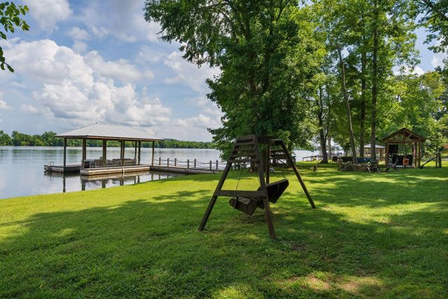 357 Russell Lane, Decatur, TN 37322