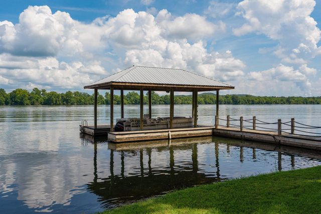 357 Russell Lane, Decatur, TN 37322