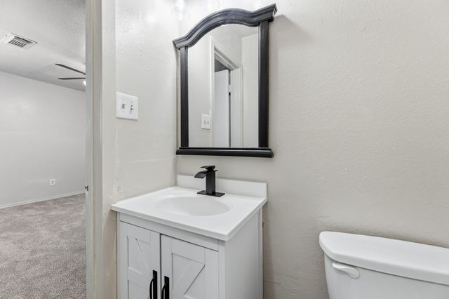 707 Magnolia Avenue, Crosby, TX 77532