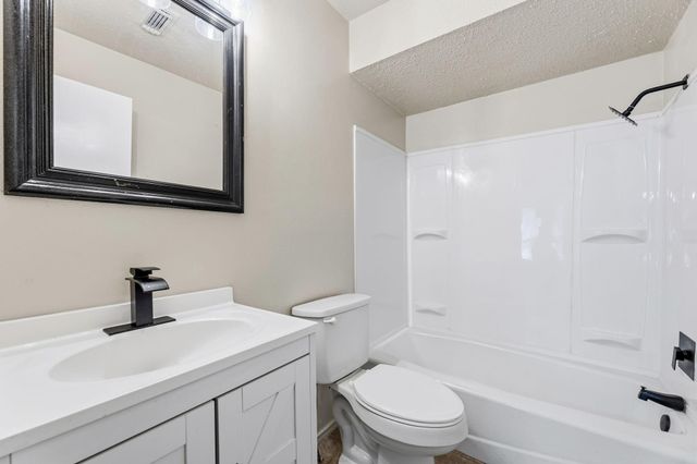 707 Magnolia Avenue, Crosby, TX 77532