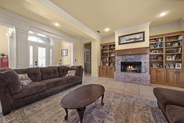 264 County Road 1431, Jacksonville, TX 75766