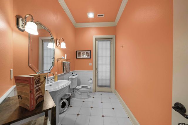 264 County Road 1431, Jacksonville, TX 75766