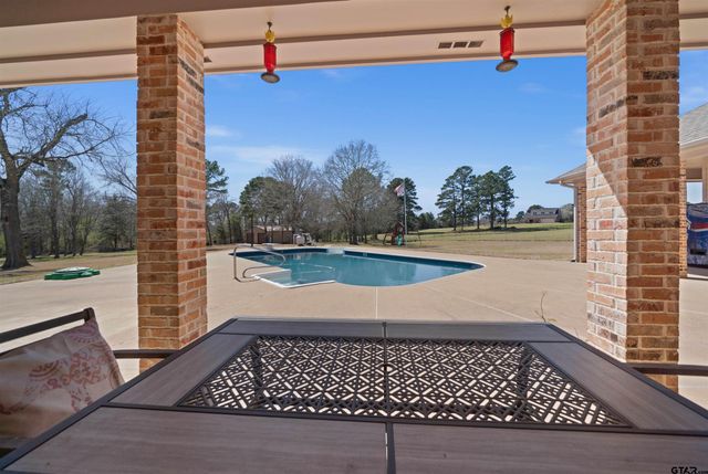 264 County Road 1431, Jacksonville, TX 75766