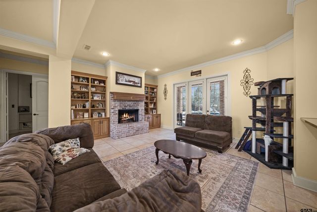 264 County Road 1431, Jacksonville, TX 75766