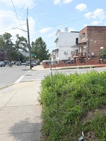 846 Olmstead Avenue, Bronx, NY 10473