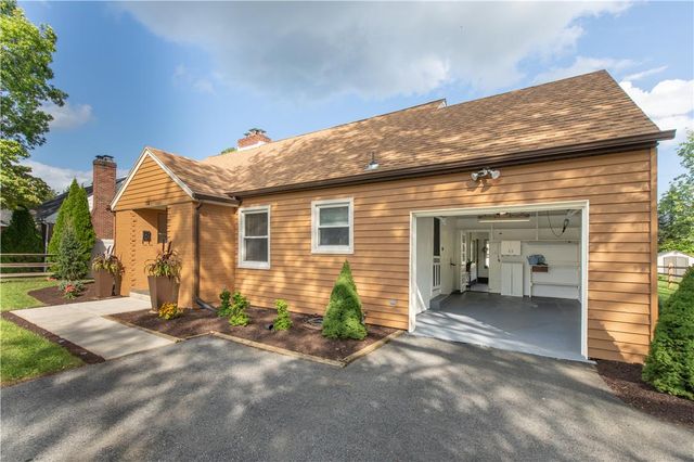 765 Parkway Road, Allentown City, PA 18104