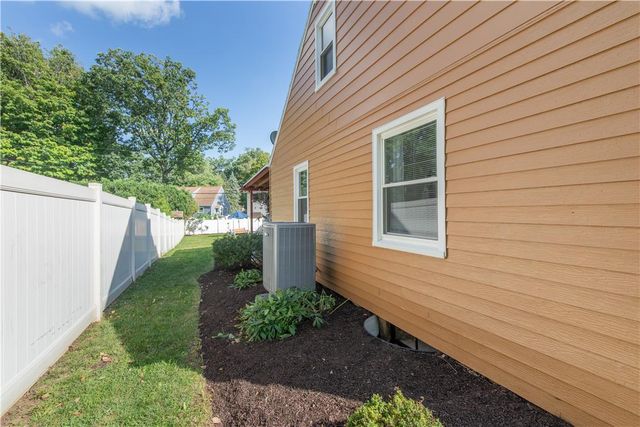 765 Parkway Road, Allentown City, PA 18104