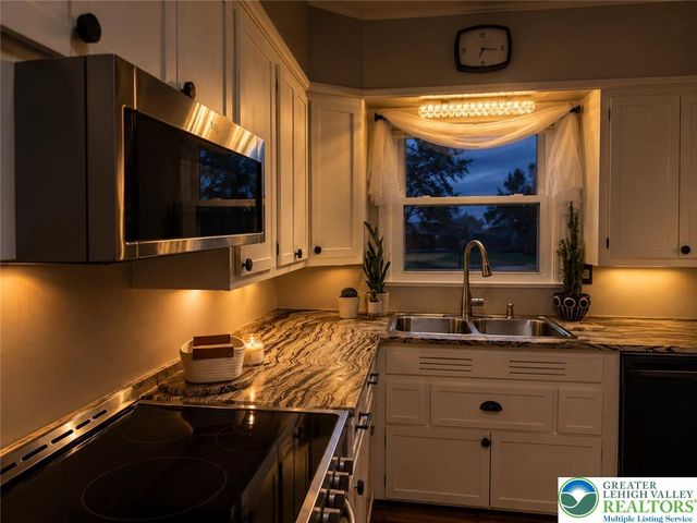 765 Parkway Road, Allentown City, PA 18104