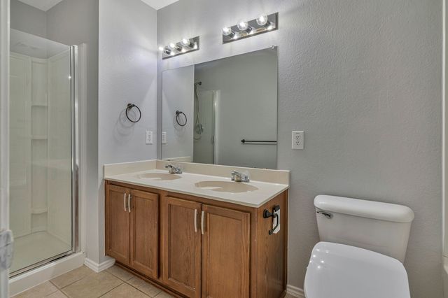 1817 Kittredge Way, Fort Worth, TX 76247