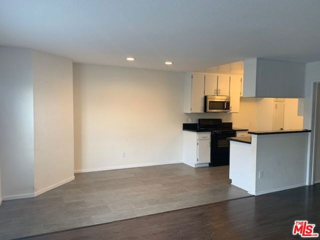 4353 Coldwater Canyon Avenue 305, Studio City, CA 91604