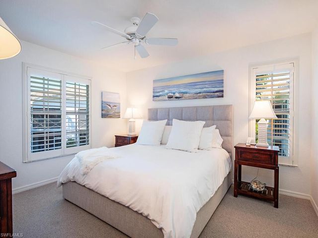 7074 Barrington CIR 202, Naples, FL 34108