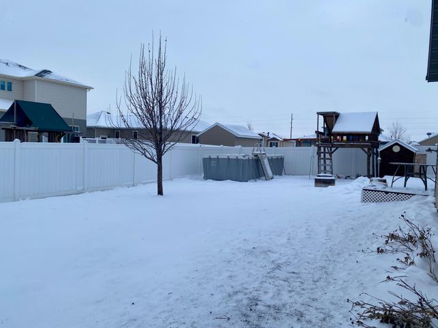 3037 Claire Drive E, West Fargo, ND 58078