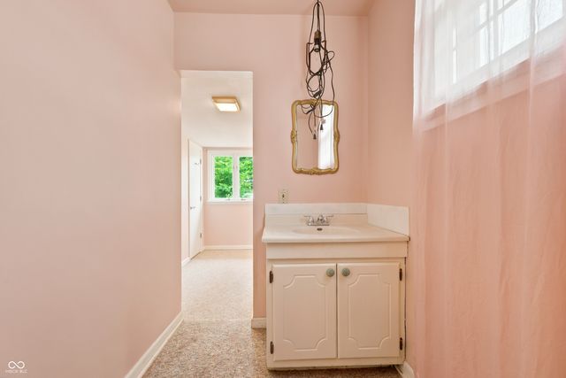 111 Fairfield Drive, Shelbyville, IN 46176