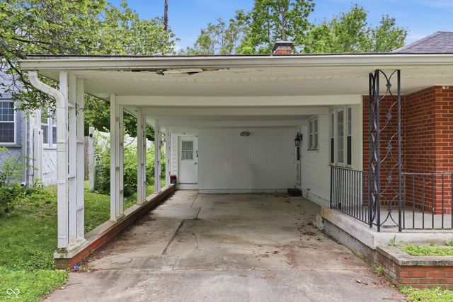 111 Fairfield Drive, Shelbyville, IN 46176