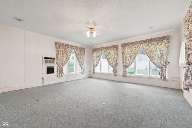 111 Fairfield Drive, Shelbyville, IN 46176