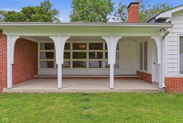 111 Fairfield Drive, Shelbyville, IN 46176