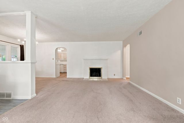 111 Fairfield Drive, Shelbyville, IN 46176