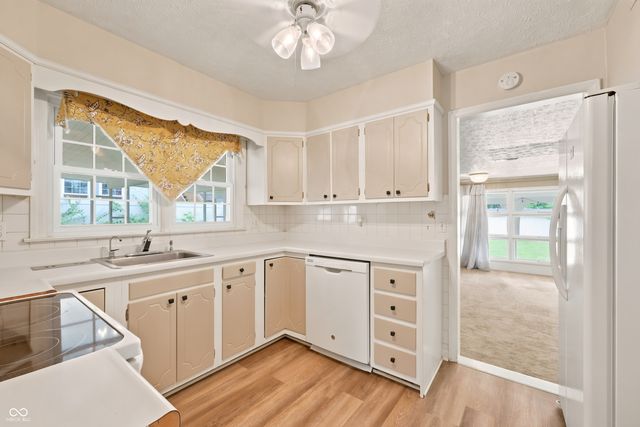 111 Fairfield Drive, Shelbyville, IN 46176