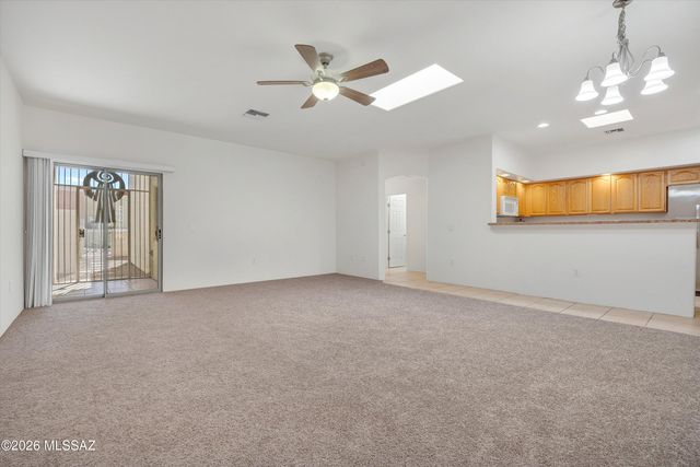 85 N Dixie Avenue, Tucson, AZ 85710