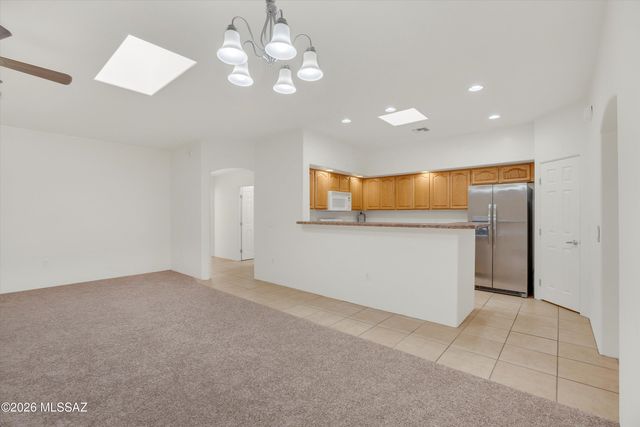 85 N Dixie Avenue, Tucson, AZ 85710