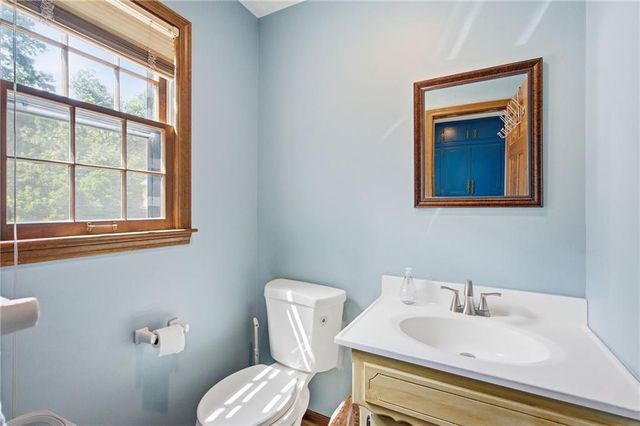 8845 Nall Avenue, Overland Park, KS 66207