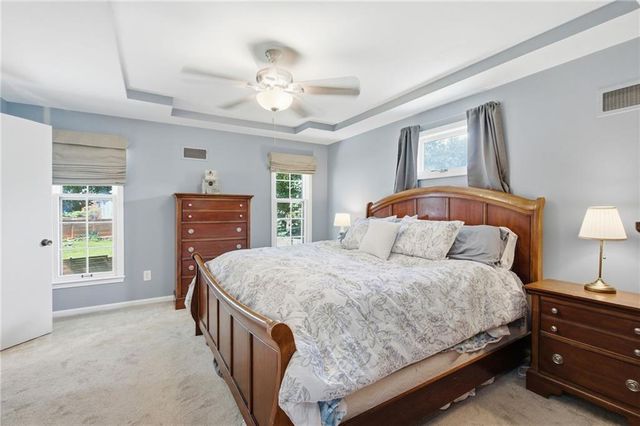 8845 Nall Avenue, Overland Park, KS 66207