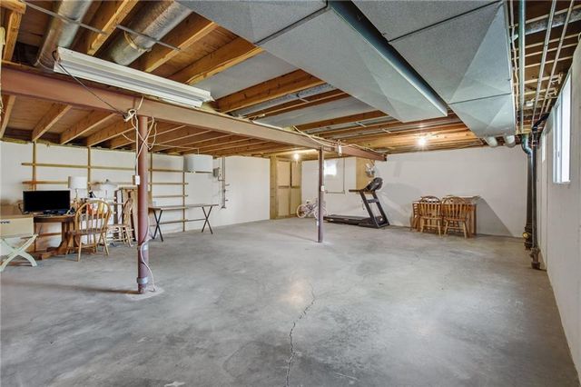 8845 Nall Avenue, Overland Park, KS 66207