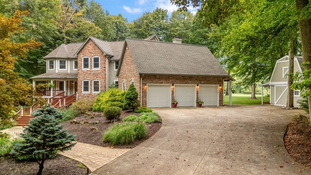 5709 W 150 N, La Porte, IN 46350
