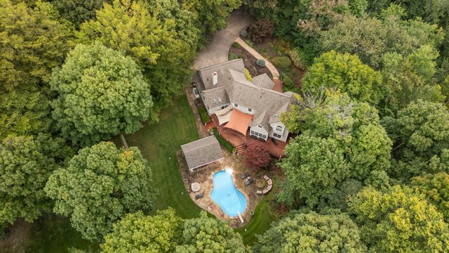 5709 W 150 N, La Porte, IN 46350