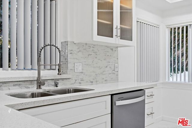 2938 Kansas Avenue, Santa Monica, CA 90404