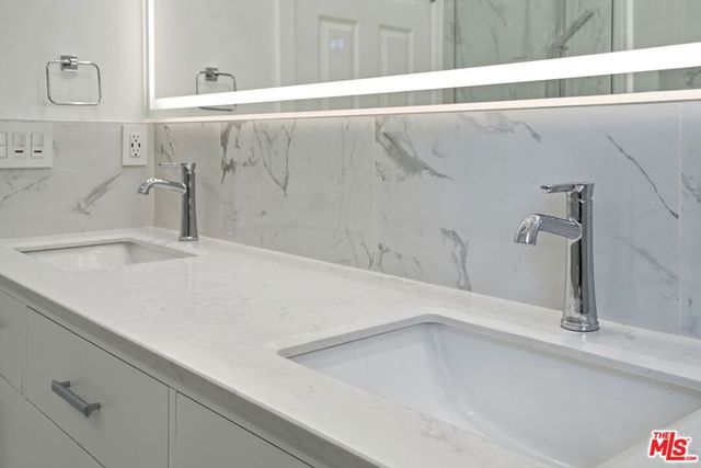 2938 Kansas Avenue, Santa Monica, CA 90404