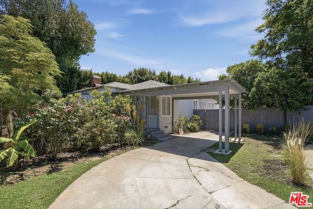 2938 Kansas Avenue, Santa Monica, CA 90404