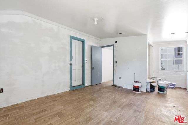 2938 Kansas Avenue, Santa Monica, CA 90404
