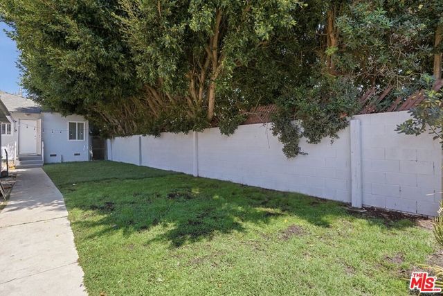 2938 Kansas Avenue, Santa Monica, CA 90404