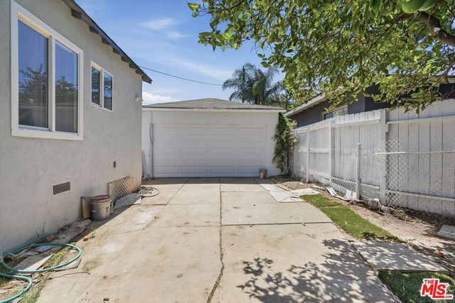 2938 Kansas Avenue, Santa Monica, CA 90404