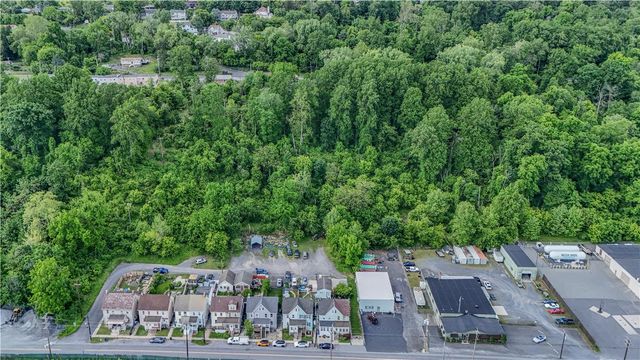 1059 Bushkill Drive, Easton, PA 18042