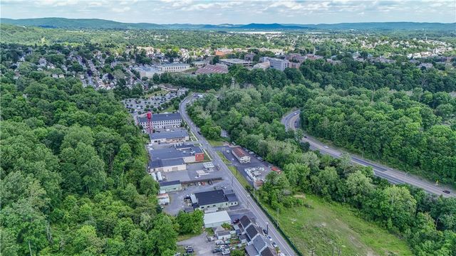 1059 Bushkill Drive, Easton, PA 18042