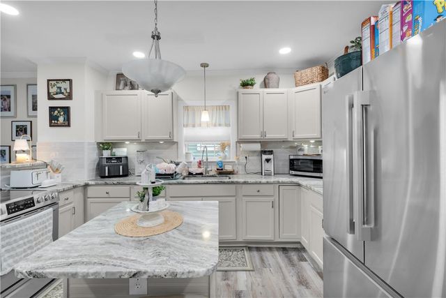 1059 Bushkill Drive, Easton, PA 18042