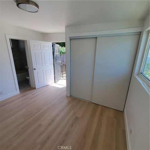 246 E 87th Place, Los Angeles, CA 90003