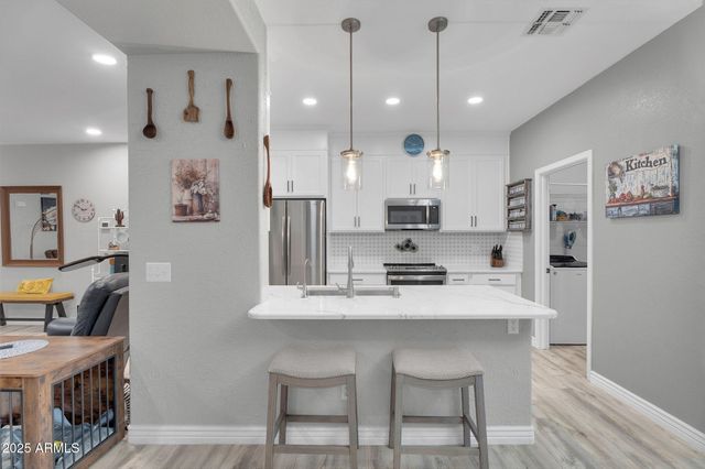 783 E DRIFTER Place, San Tan Valley, AZ 85143